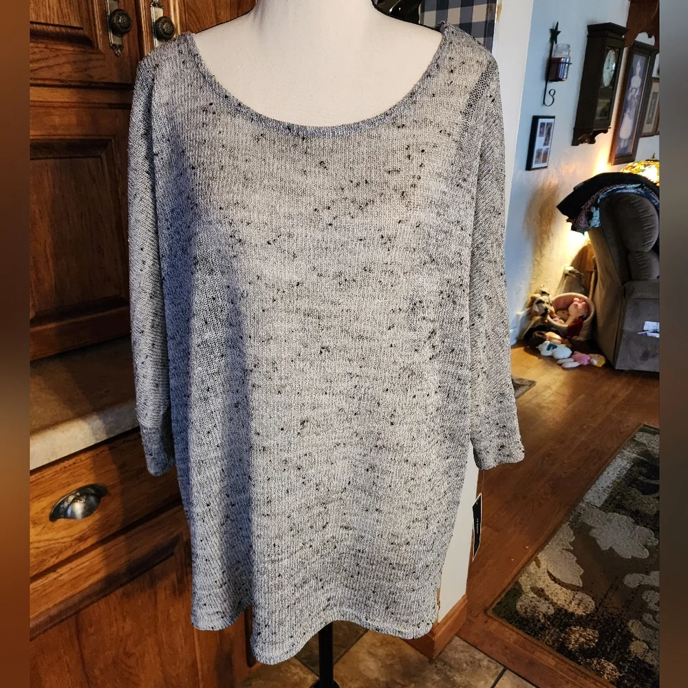 Alfani Woman Grey and White Sweater Size 1X - Picture 1 of 8